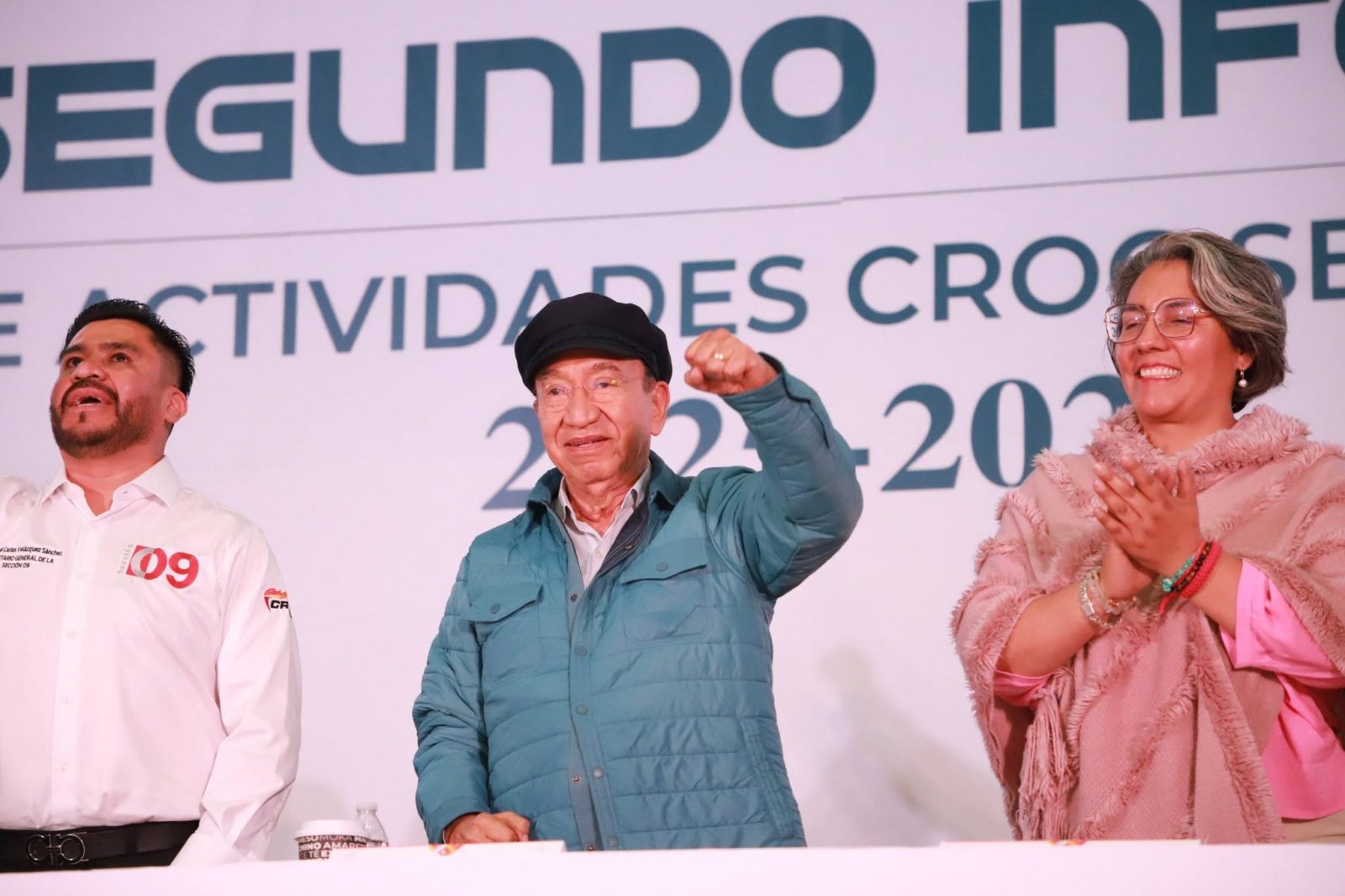 Entrega del 2.° Informe Anual de Actividades de la CROC Sección 09
